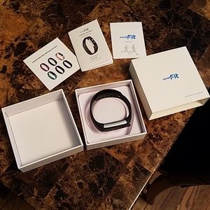 MoreFit Slim HR black